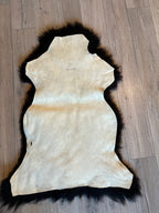 Schaffell vom Krainer Steinschaf, schwarz, 60 x 98 cm